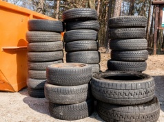 Coraz mniej osób pali opony