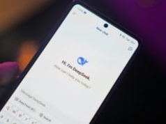 "Nie wysyłamy Blackwell do Chin". Administracja Trumpa oskarżyła DeepSeek o szkolenie AI na najpotężniejszych układach Nvidii, mimo że firma nie powinna mieć do nich dostępu