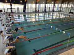 Pływackie zawody na Dolince - zapisy trwają