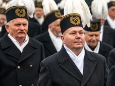 Problemy z wypłatami z ustawy osłonowej. „Tak nie wolno traktować pracowników”