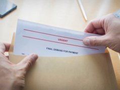 Czy Universal Credit jest do zwrotu? Dlaczego urząd dopomina się o pieniądze z zasiłku?