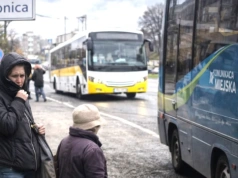 Komunikacja pod presją. Eksperyment, korekta czy gaszenie pożaru?