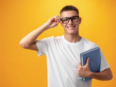 Przedmioty obowiązkowe na maturze. Jak się do nich przygotować?