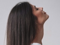 Ten olejek to tiktokowy hit na porost włosów. 3 miliardy wyświetleń i setki pozytywnych opinii