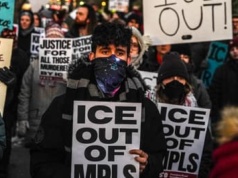 USA: Dzieci w stanie oblężenia