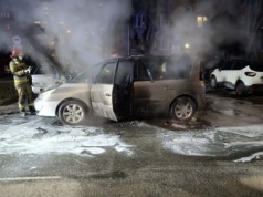 Pożar osobówki na Kostromskiej w Piotrkowie