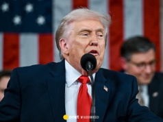 Republikanie boją się wyborczego "tsunami". Trump odwraca uwagę od największych problemów Amerykanów