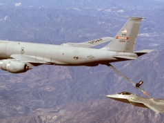 Tankowce sił powietrznych USA przeleciały z Japonii na Diego Garcia na Oceanie Indyjskim