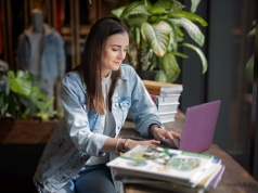 Brak rąk do pracy a ciągłość biznesu. Jak skutecznie budować zespoły pracownicze w czasach niedoboru kadr?