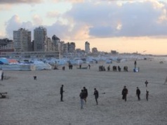 ZEA chcą sfinansować osiedle w Gazie. Schronienie pod okiem Izraela