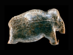 Enigmatyczne znaki sprzed 40 000 lat. Naukowcy wskazali ich przeznaczenie