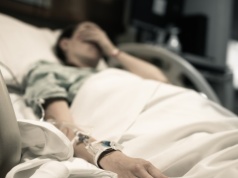 Ile kosztuje zdrowie w USA? Cindy i Jima ubezpieczenie nie uratowało. Takich jak oni są miliony