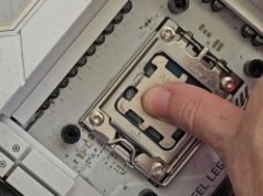 Nowy BIOS nie pomógł. Dwa Ryzeny padły na tej samej płycie ASRock