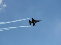 Wojsko wydało pilne komunikaty. Nad ranem poderwano myśliwce