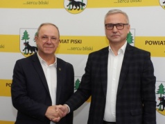 Historyczna zmiana w powiecie na Mazurach. Znany polityk przejmuje stanowisko starosty po blisko 20 latach