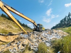 Uderzenie w mafię śmieciową. Zatrzymano 10 osób, w tym burmistrza