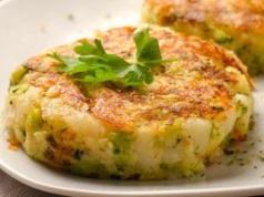 Nie robię już klasycznych mielonych. Siekam mięso i mieszam z najzdrowszym warzywem