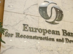 EBOiR podnosi prognozy dla Polski. Wzrost PKB w 2026 roku przyspieszy do 3,7 proc.