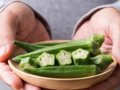 Osiem godzin w wodzie i masz napój dla zdrowia i urody. Koi jelita, zbija cukier