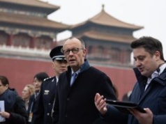 Merz pod presją. Media: w Chinach był jak "przedstawiciel handlowy"