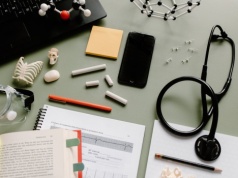 Ranking uczelni po wiosennym LEK 2026. Kto zdobył najwyższy wynik?