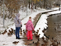 Pokazała, jak ludzie w Polsce reagują na macierzyństwo. "Ogólnie to ja inaczej i lepiej"