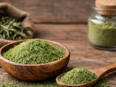 Pomaga pozbyć się nadmiaru wody, wspiera trawienie i naturalnie oczyszcza - sproszkowana pokrzywa w codziennej diecie