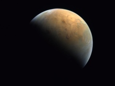 Arabska „Nadzieja” pozostanie dłużej na orbicie Marsa