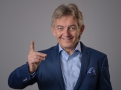 Prezes Toyota Central Europe dla naTemat: Chińskie auta? Sprawdzajcie je dokładnie