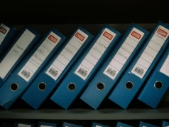 Problematyczne naliczanie stażu pracy w urzędach. Zmiany weszły bez finansowego wsparcia