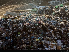 CBA zatrzymało pracownika Wojewódzkiego Inspektoratu Ochrony Środowiska w Katowicach. To kolejny etap śledztwa w sprawie mafii śmieciowej