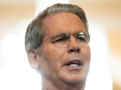 USA grożą odcięciem szwajcarskiemu bankowi za obsługiwanie Rosji i Iranu