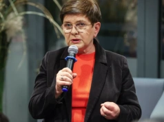 "Prawda musi ujrzeć światło dzienne". Ważny wpis Szydło