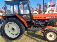 Ursus C-362 de luxe. Co tu było luksusowego? Ano de.. wizy