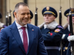 CBOS: Nawrocki liderem rankingu zaufania; na kolejnych miejscach: Kosiniak-Kamysz i Sikorski