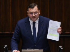 Wniosek o wotum nieufności wobec ministra rolnictwa. Sejm zdecydował