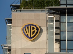 Walka o kupno Warner Bros. Paramount podnosi ofertę, Netflix rezygnuje