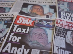 Złoty chłopak się doigrał. Ulubieniec królowej podobno już w kołysce był nieznośny