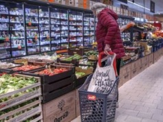 Porównali ceny w sklepach. Oto najdroższa sieć handlowa