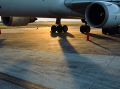 Lotnictwo przyspiesza transformację. SAF ma stanowić 70% paliw lotniczych