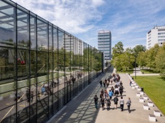 Wrocławska kuźnia talentów. Jak Politechnika Wrocławska wygrywa walkę o młodych naukowców