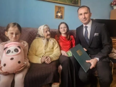 Najstarsza emerytka-rolniczka ma 111 lat. Prezes KRUS przyjechał na urodziny