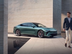 Nowy luksus zaczyna się od rozmowy. Byliśmy w showroomie EXLANTIX w Warszawie