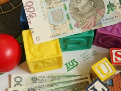 Likwidacja 800 plus, w zamian jedna wypłata. Minister jasno o nowym pomyśle