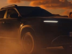 Jeep Avenger występuje w teledysku do utworu „Ossessione” Samuraia Jaya