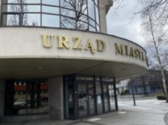 Prezydent Częstochowy Krzysztof M. przebywa na jednodniowym urlopie. Prokuratura jeszcze nie podjęła decyzji ws. środków zapobiegawczych!