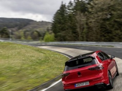 VW Golf GTI Edition 50 wyprzedany w Polsce. Volkswagen dokłada 250 sztuk