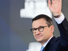 Decyzja Kaczyńskiego: Morawiecki na partyjnym dywaniku