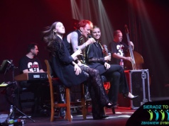 Michał Wiśniewski akustycznie we Wróblewie – wyprzedane bilety i pełna sala GOK