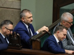 Zajmowali PK dekretem, teraz KRS uchwałą